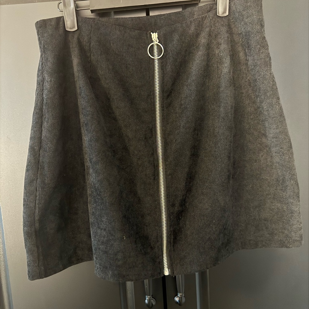 Corduroy Black Zip Skirt XL